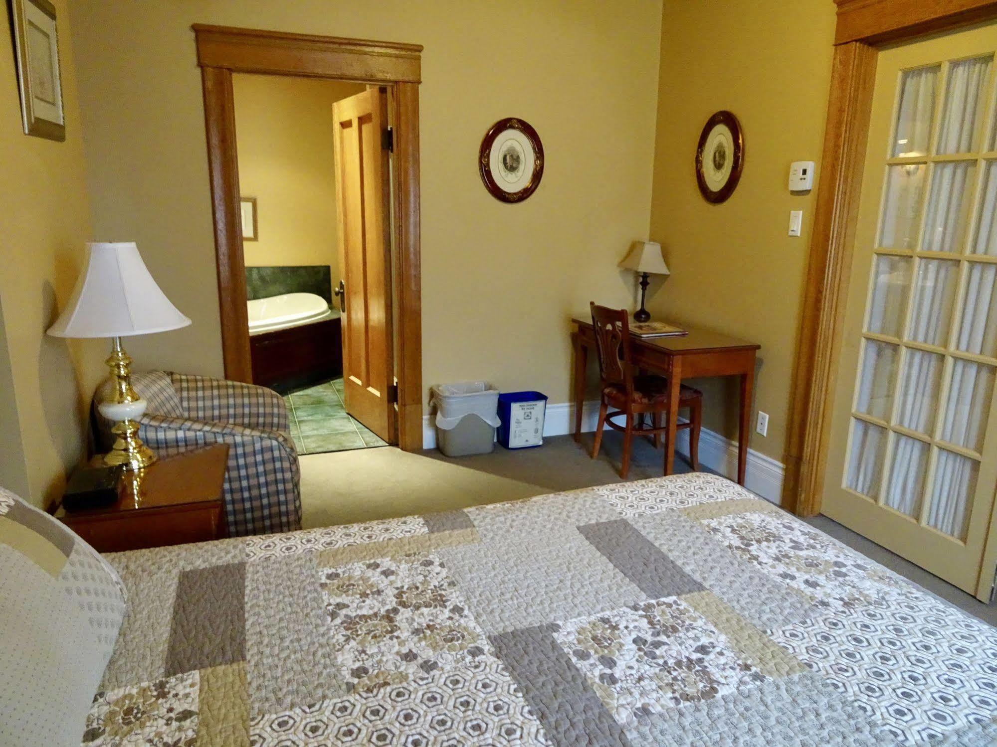 Inn Le Jardin D'antoine 3*